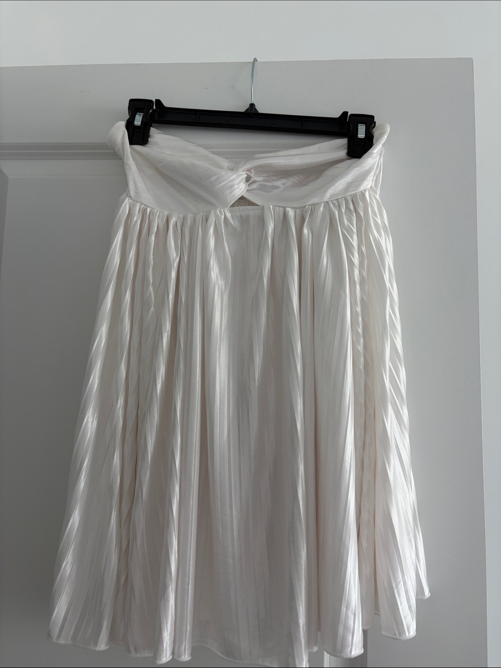 Women's White Pleated halter Mini dress